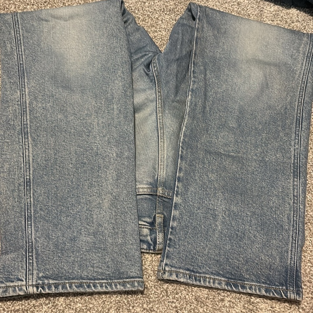 KanCan Light Wash Jeans - Picture 4 of 5